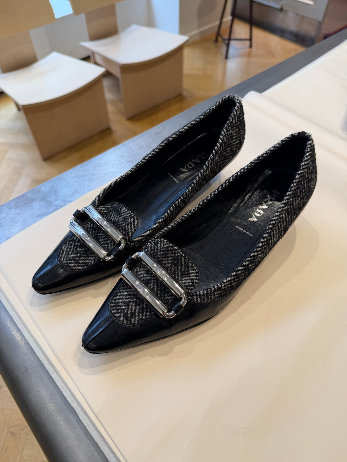 50 / PRADA HEELS