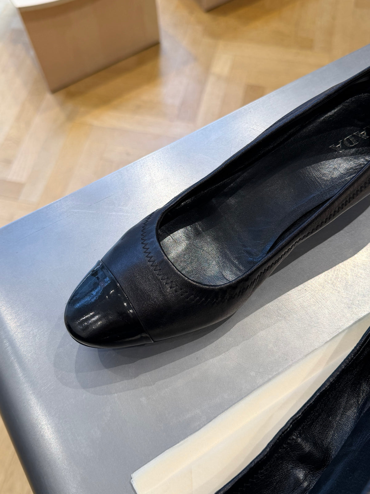 50 / PRADA HEELS