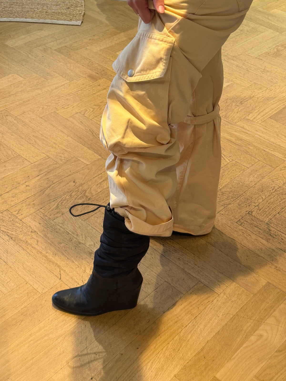 50 / PRADA BOOTS
