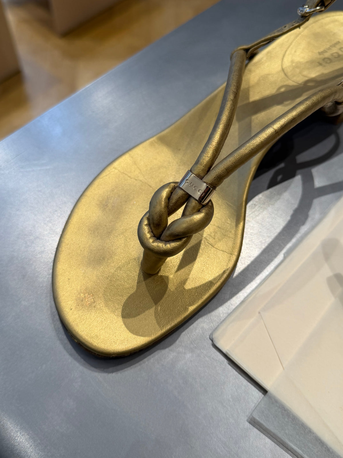 1 / GUCCI HEELS