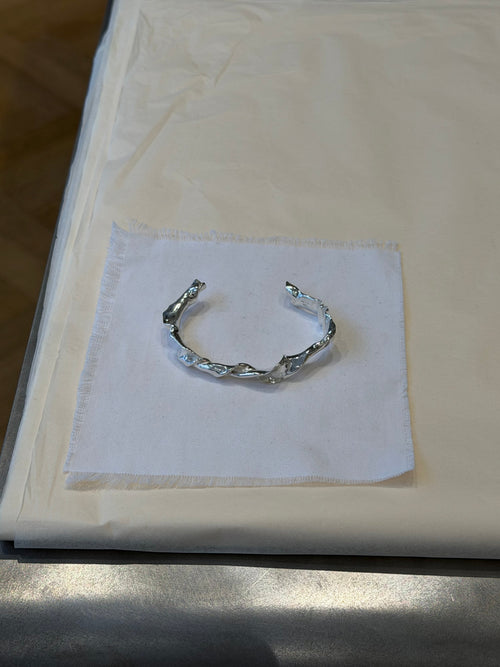 AKVA LACTUCA CUFF