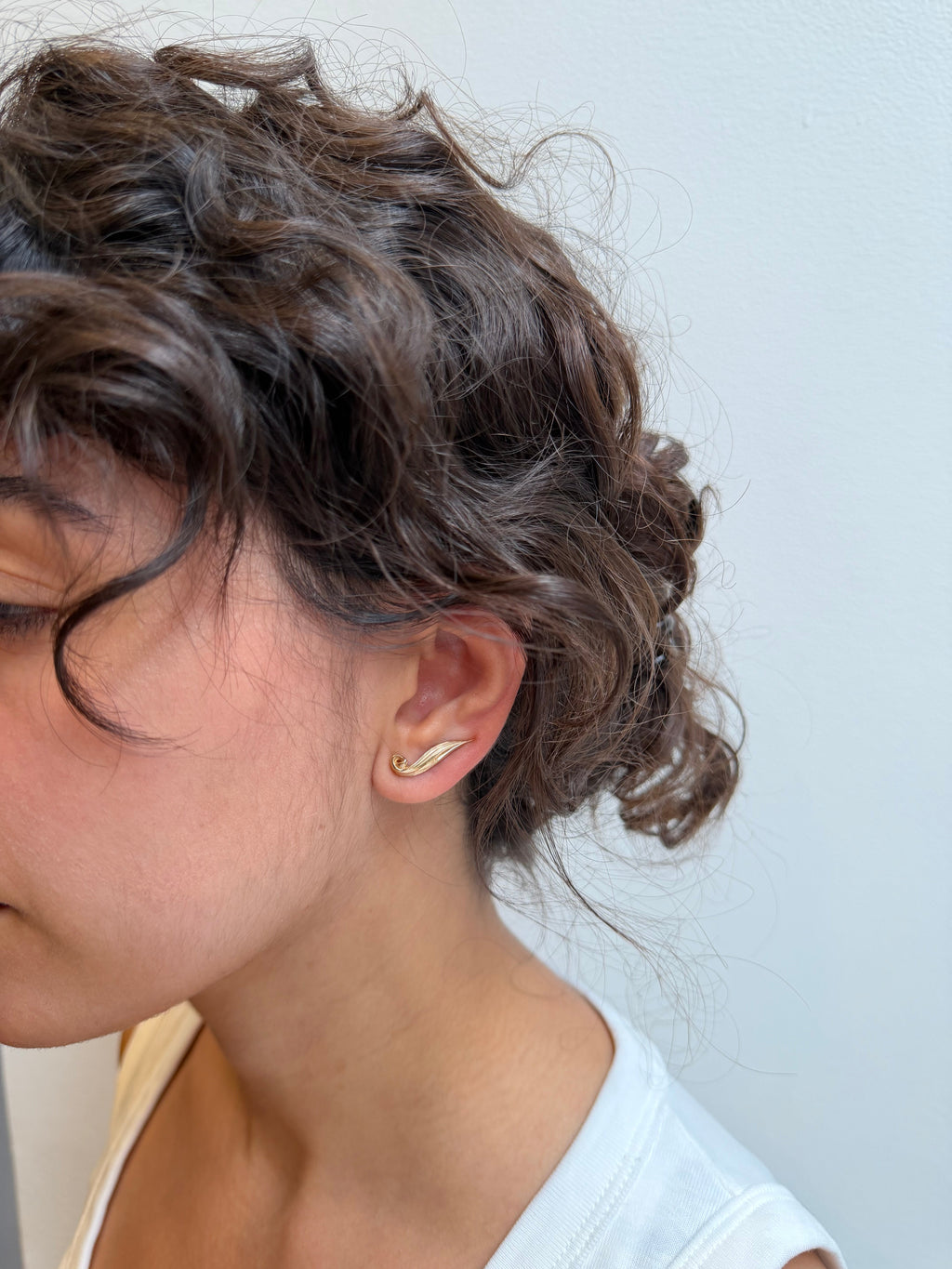 AKVA PALEA CRAWLER EARRING