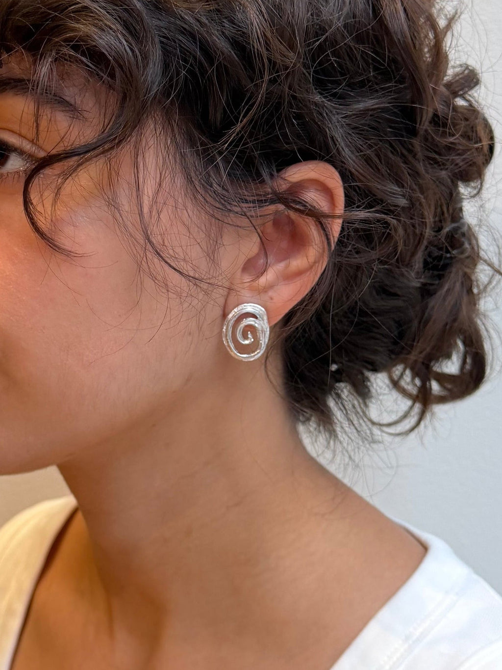 CEHOFSKI SWIRL EARRINGS PAIR