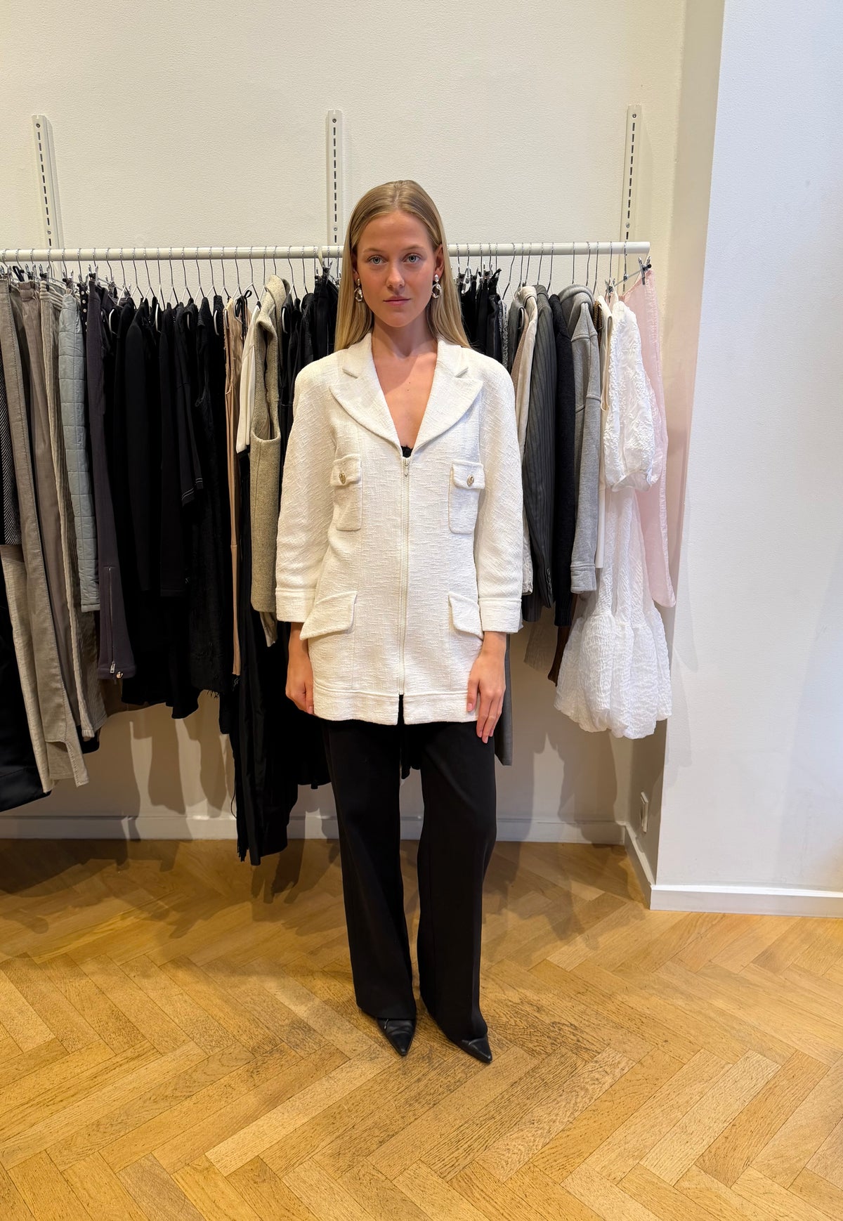 306 / CHANEL BOUCLE JACKET