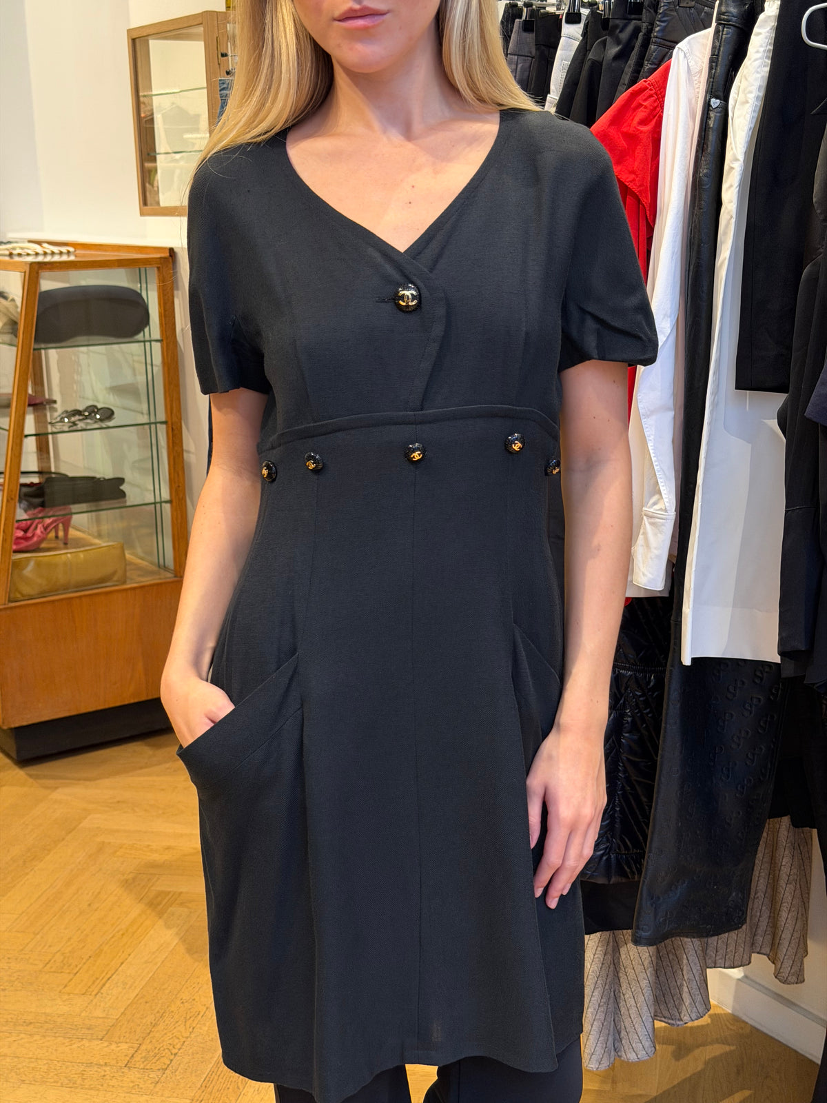 0 / CHANEL DRESS