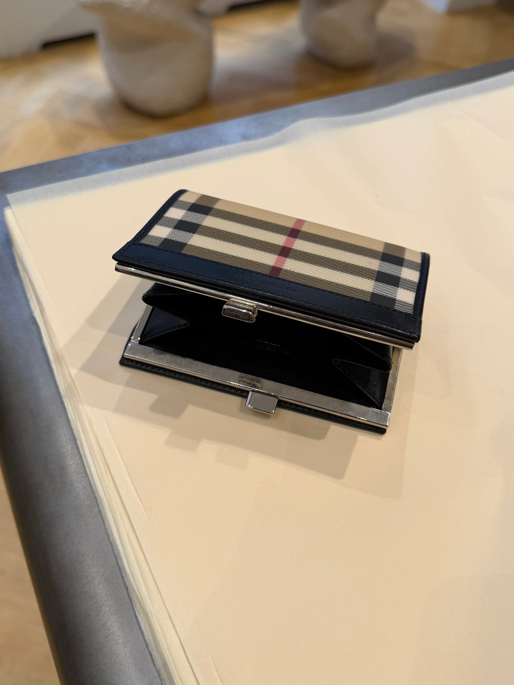 3201 / BURBERRY WALLET