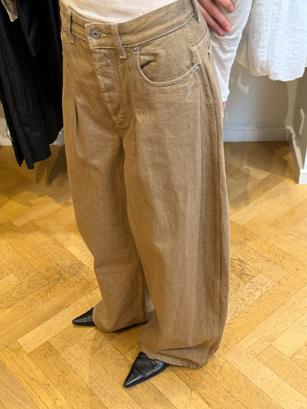 3 / JACQUEMUS TROUSERS